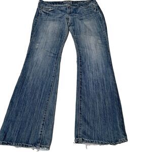 Refuge Runway Everyday Bootcut Jeans Sz 12 Mid Rise Whiskered Fade Out Stretch